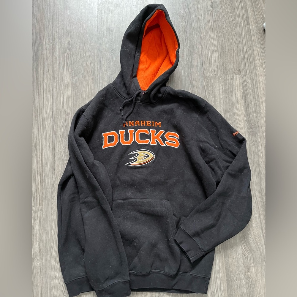 Men’s Anaheim Ducks sweater